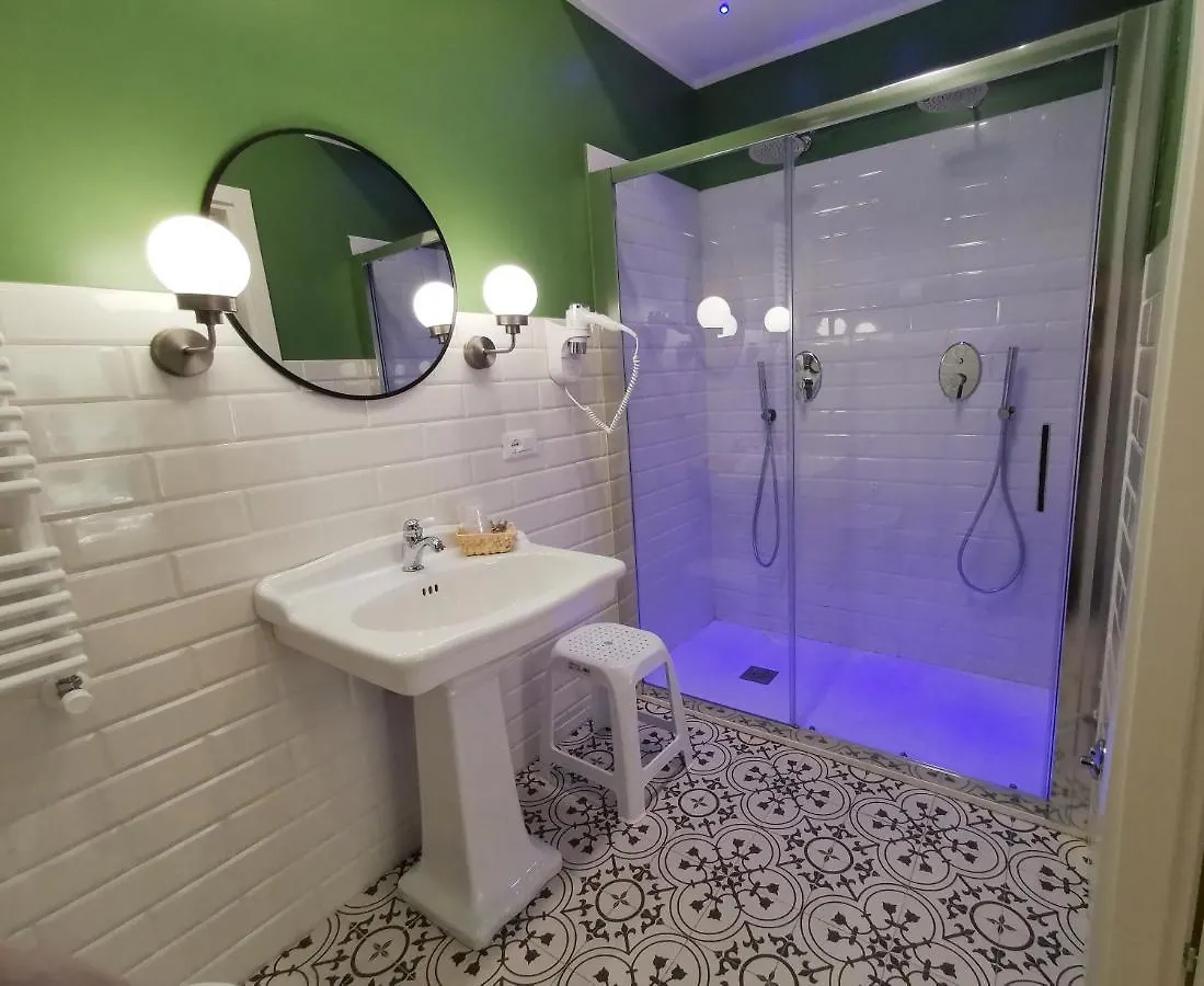 Opera Relais 85 Bed & Breakfast Messina 0*,  Italy
