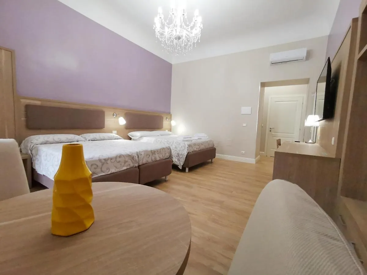 Bed and Breakfast Opera Relais 85 Messina Italien
